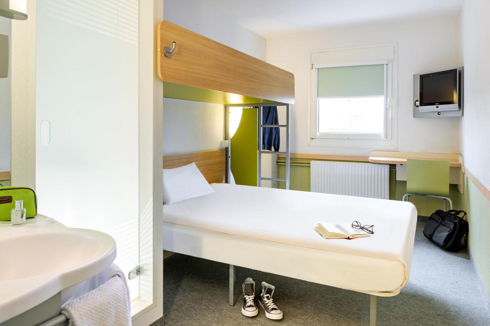 Ibis Budget Luebeck City Sued Ngoại thất bức ảnh